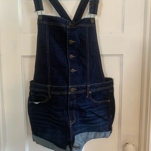 No boundaries Overall shorts